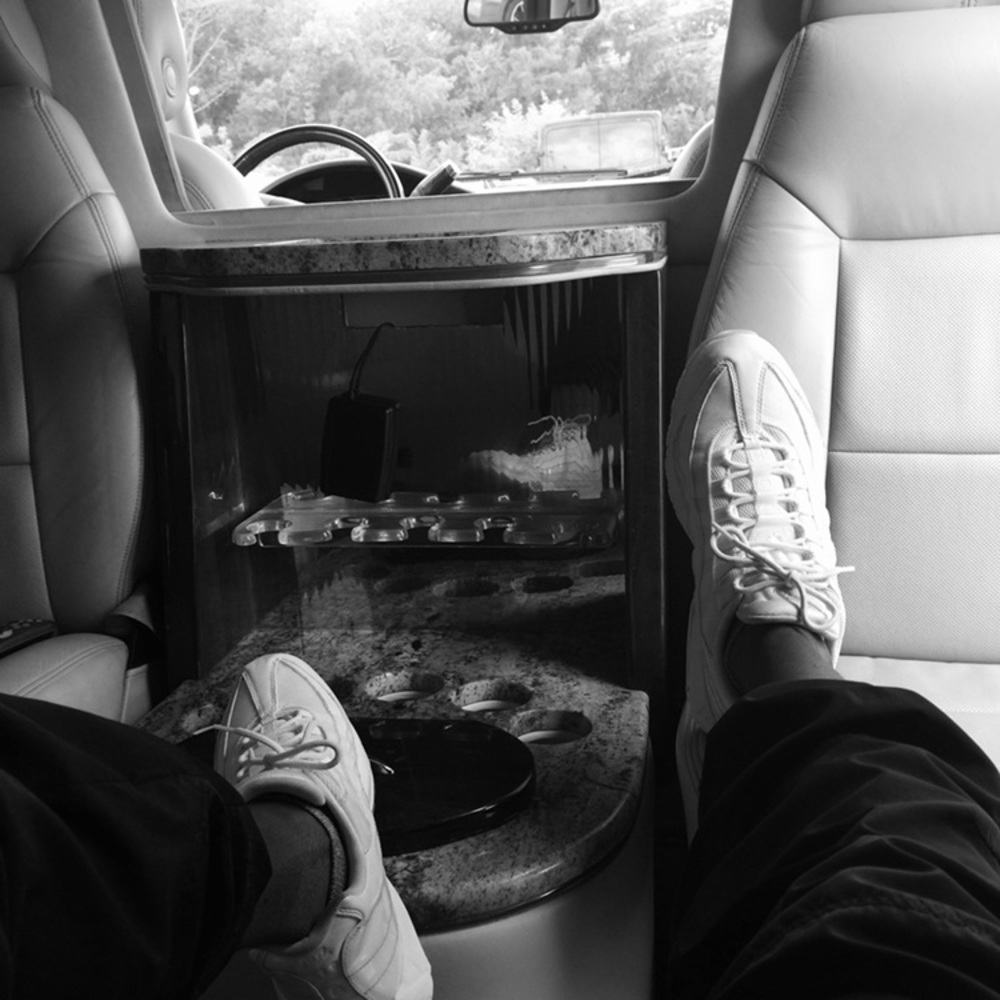 Meet your Posher, Kango